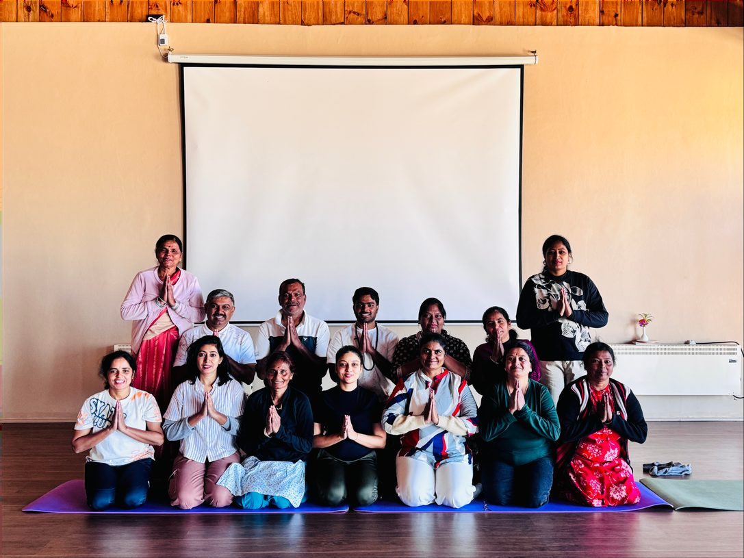 Participants gathered for a group photograph at the end of a workshop